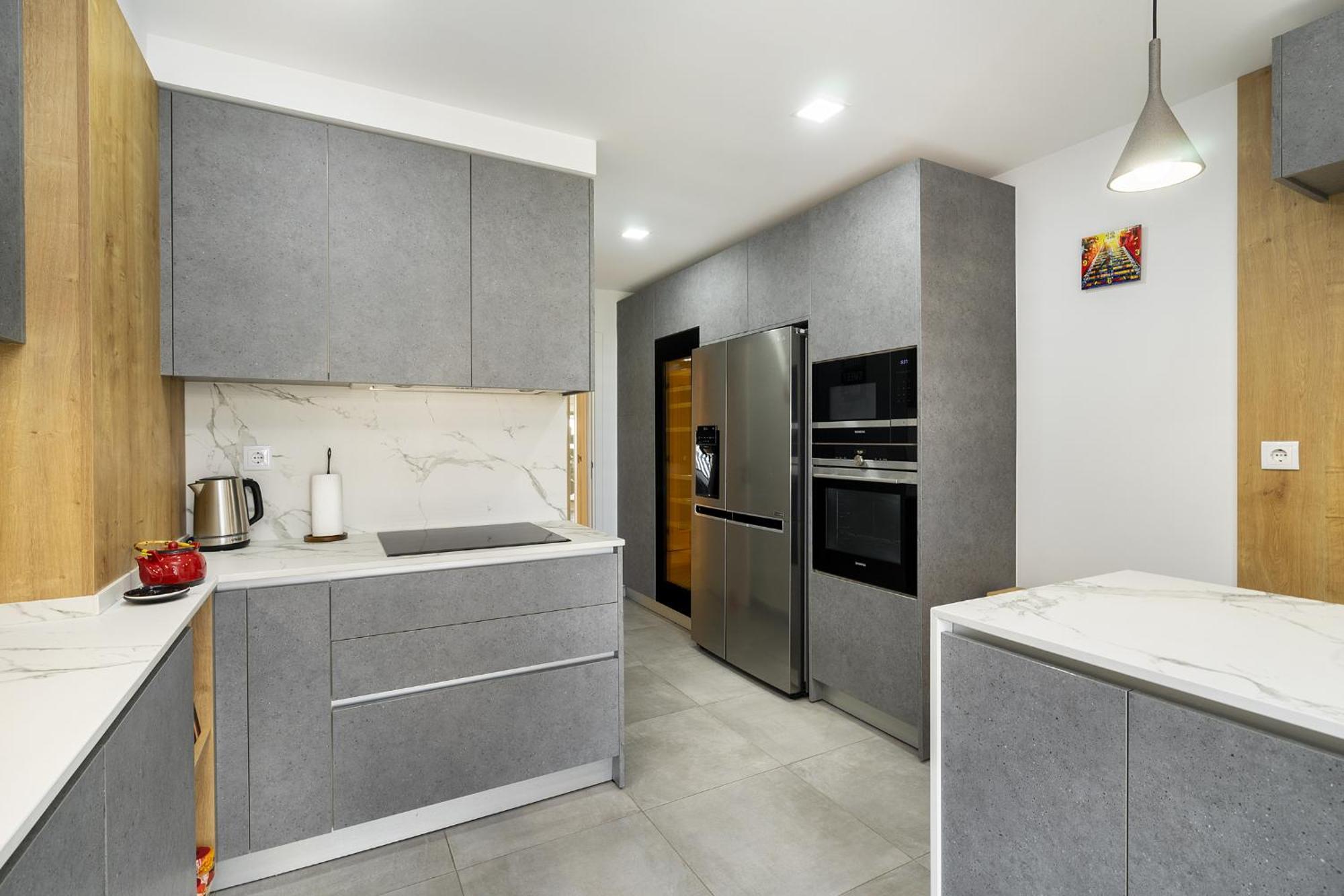 Whome Family Condo - Urban Retreat With Parking, Ac, Elevator In Great Location Lisabona Exterior foto